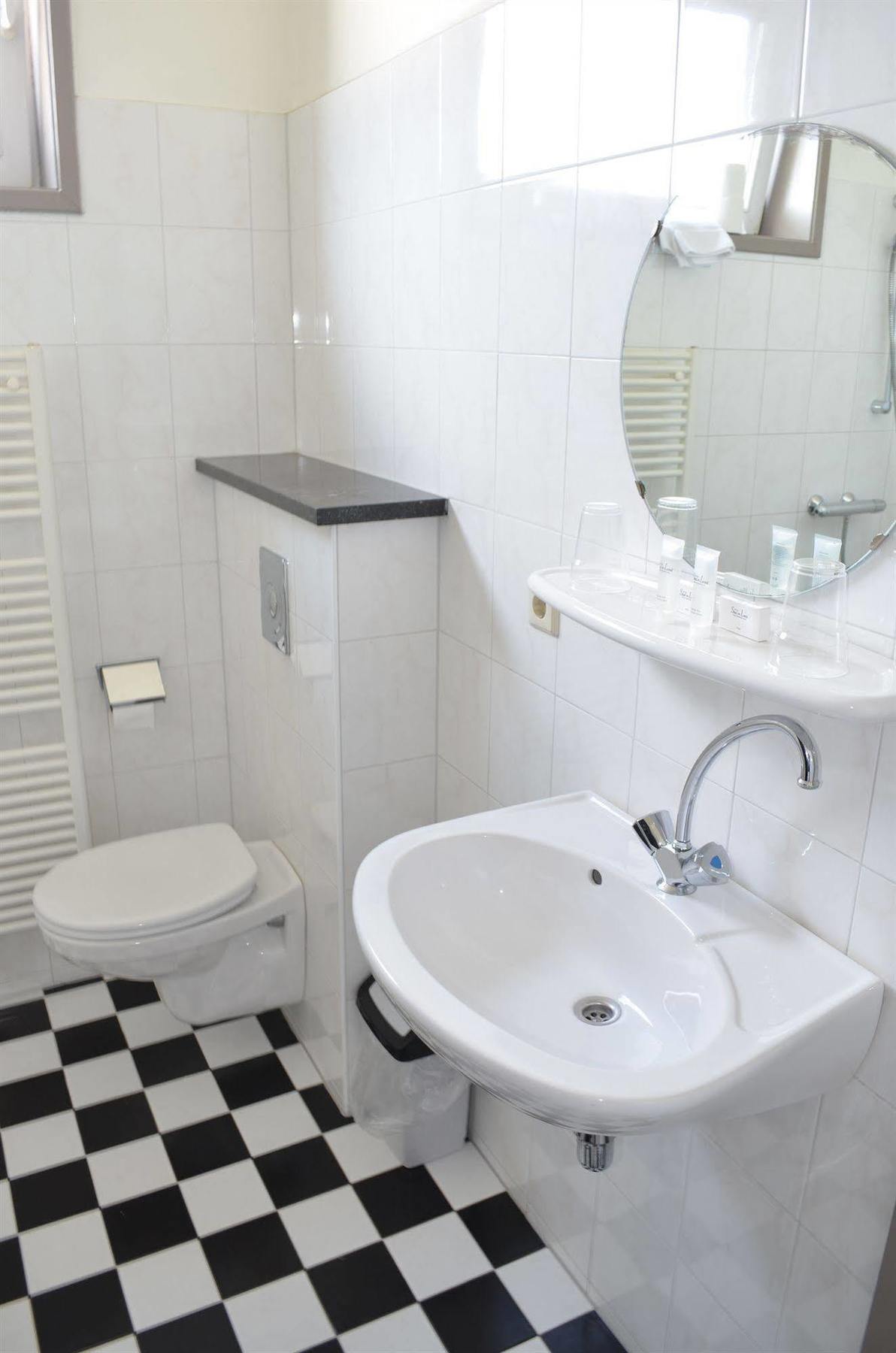 Hotel Stad En Land Alkmaar Ngoại thất bức ảnh